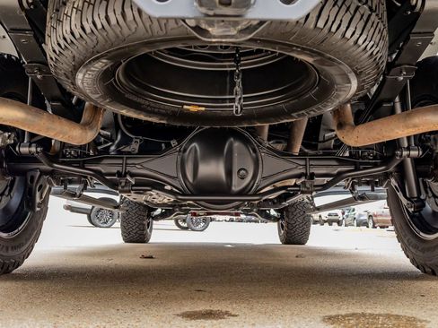 Used 2020 Toyota Tundra Limited w/ Limited Premium Package image 15