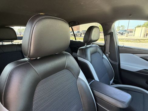 Used 2024 Buick Envista Preferred w/ Convenience I Package FWD image 27