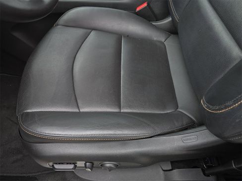 Used 2019 Chevrolet Equinox Premier image 28