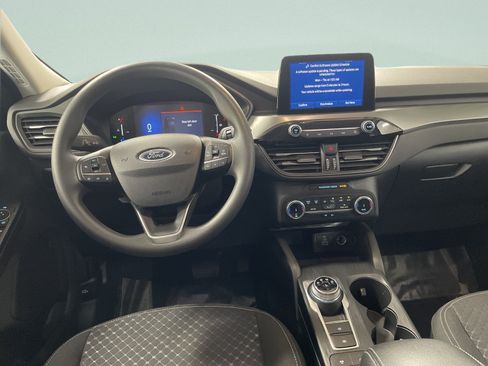 Used 2025 Ford Escape Active AWD/4WD image 15