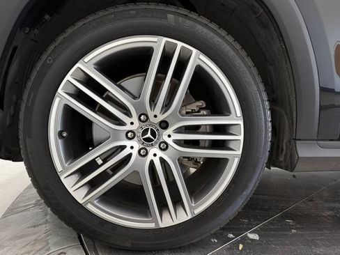 Certified 2021 Mercedes-Benz GLS 450 4MATIC image 10