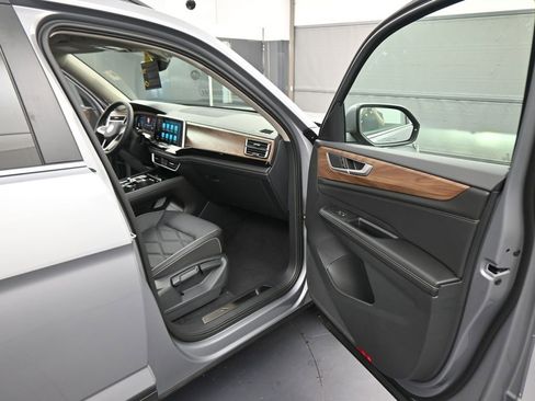 New 2026 Volkswagen Atlas SE image 41