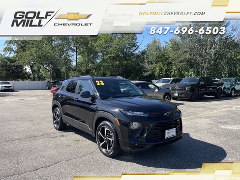 Used 2023 Chevrolet TrailBlazer RS w/ Convenience Package FWD image 3