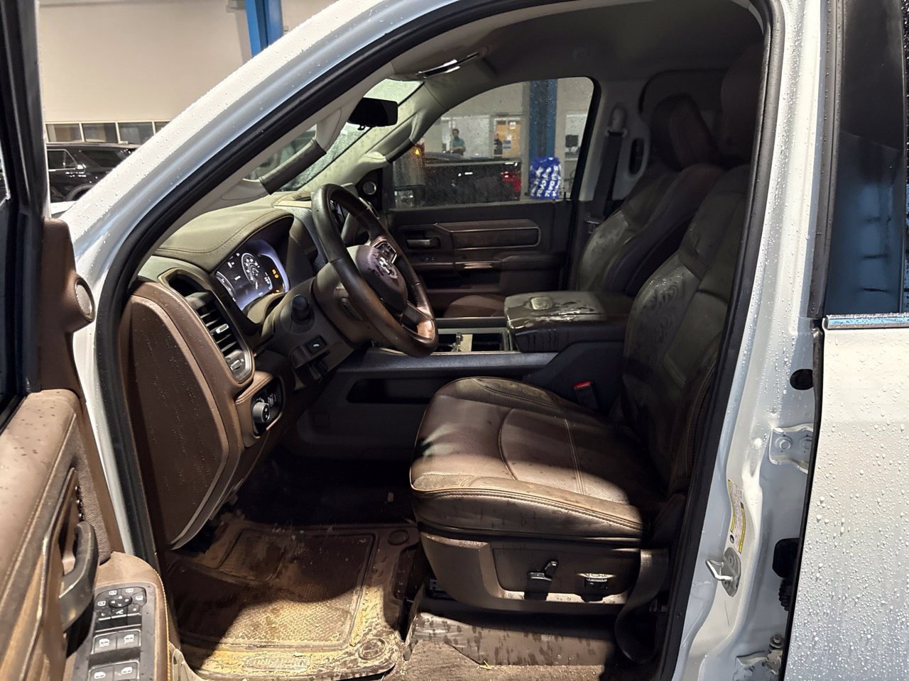 Used 2026 RAM 2500 Limited AWD/4WD image 19