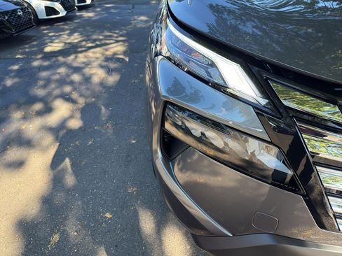 New 2026 Nissan Rogue SV image 9