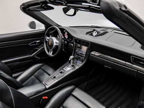 Used 2016 Porsche 911 Turbo S AWD/4WD image 50