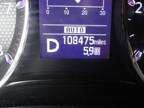 Used 2018 Nissan Armada SL w/ Moonroof Package image 19