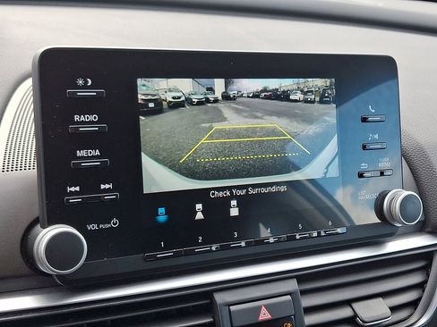Used 2020 Honda Accord LX image 17