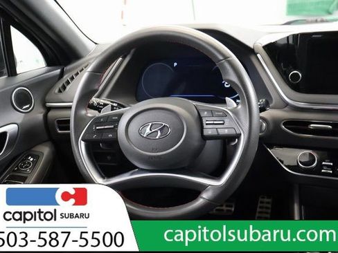 Used 2021 Hyundai Sonata SEL Plus w/ Tech Package image 16