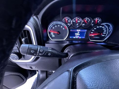 Used 2019 Chevrolet Silverado 1500 LT image 18