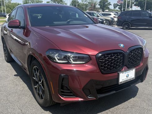 Certified 2023 BMW X4 xDrive30i w/ M Sport Package AWD/4WD image 2