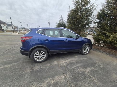 Used 2020 Nissan Rogue Sport SV image 8