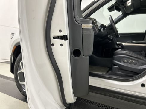 Used 2022 Rivian R1T Launch Edition AWD/4WD image 30