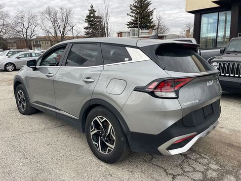 Used 2024 Kia Sportage LX image 3