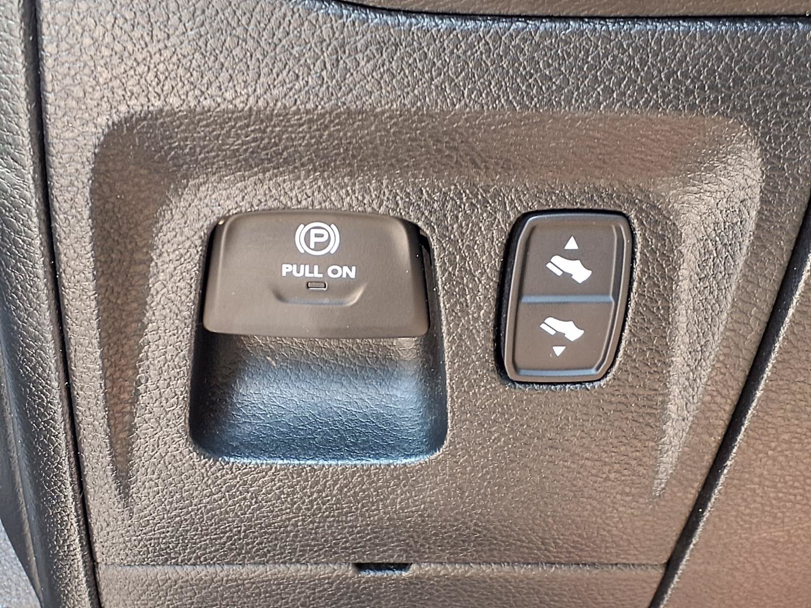 Used 2024 RAM 1500 Lone Star RWD image 9