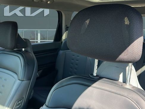 New 2026 Kia EV9 Wind image 12