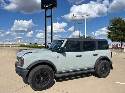 Used 2024 Ford Bronco Big Bend AWD/4WD image 1
