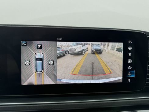 Used 2020 Mercedes-Benz GLE 350 4MATIC w/ AMG Line Exterior image 32