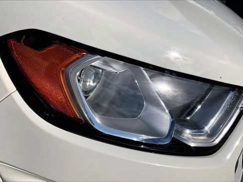 Used 2021 Ford EcoSport SE image 27