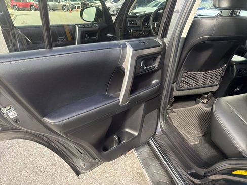 Used 2020 Toyota 4Runner Limited image 20