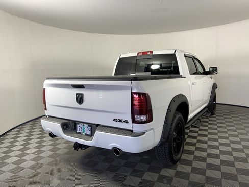Used 2016 RAM 1500 Sport image 3