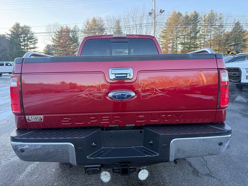 Used 2014 Ford F350 Lariat image 14