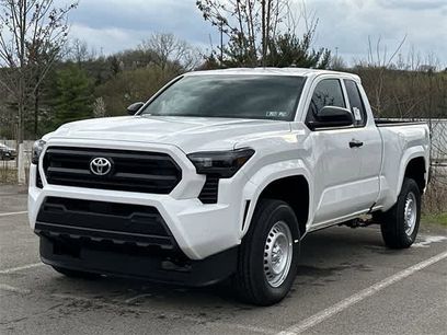 New 2025 Toyota Tacoma SR