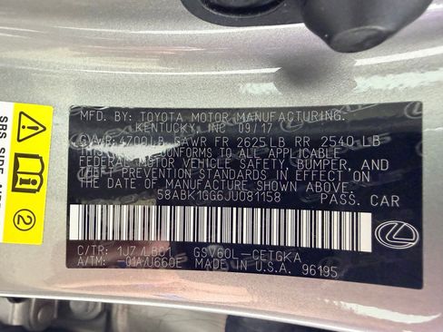 Used 2018 Lexus ES 350 w/ Luxury Package w/Wood Trim FWD image 19