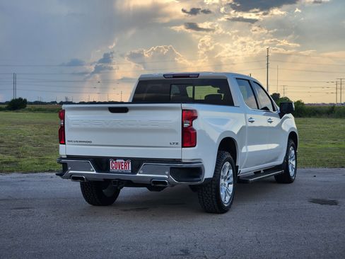 Used 2023 Chevrolet Silverado 1500 LTZ w/ LTZ Convenience Package II AWD/4WD image 7