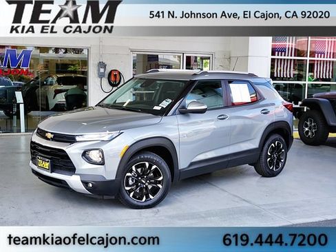 Used 2023 Chevrolet TrailBlazer LT w/ Convenience Package FWD image 1
