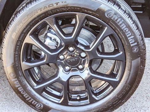 Used 2023 Jeep Compass Altitude w/ Convenience Group image 10