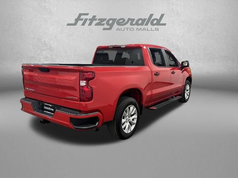 Used 2025 Chevrolet Silverado 1500 Custom image 5