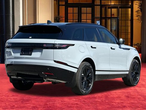 New 2026 Land Rover Range Rover Velar Dynamic SE image 10