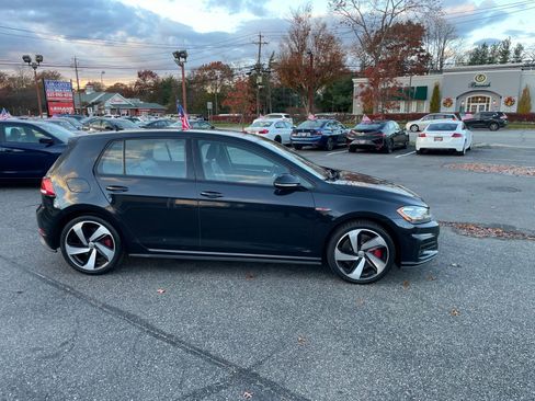 Used 2019 Volkswagen GTI SE w/ SE Experience Package image 6