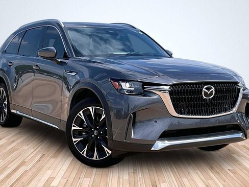 Certified 2025 MAZDA CX-90 Plug-In Hybrid w/ Premium Plus AWD/4WD image 9