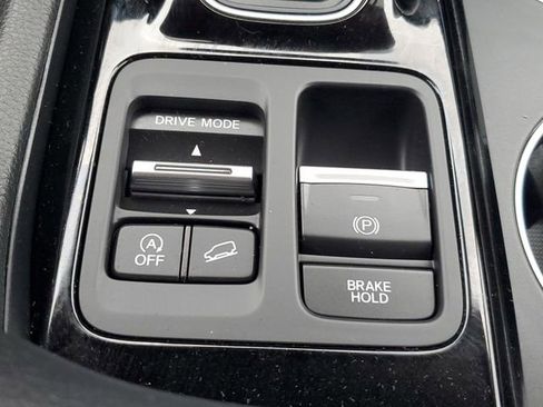 Used 2023 Honda Pilot Elite image 37