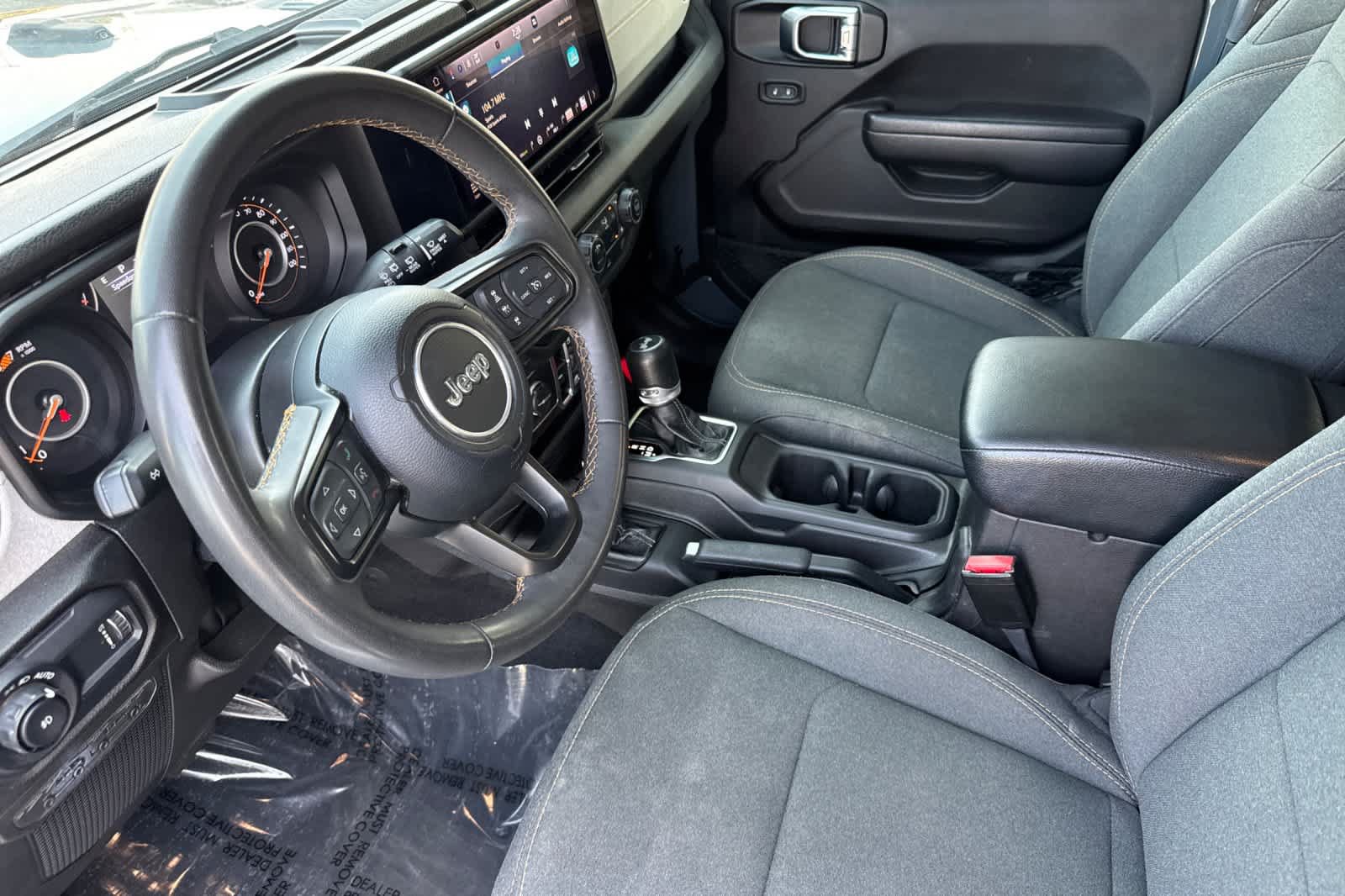 Used 2024 Jeep Wrangler Unlimited Sport AWD/4WD image 11