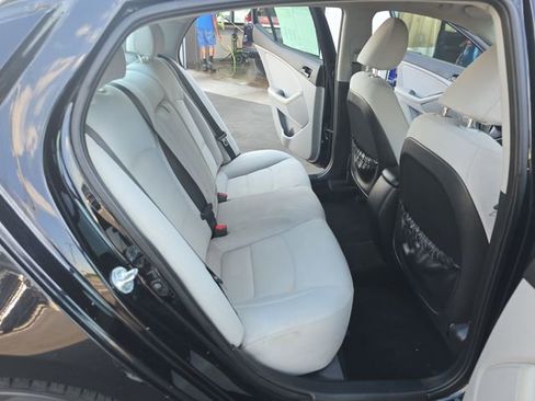 Used 2015 Kia Optima LX FWD image 17