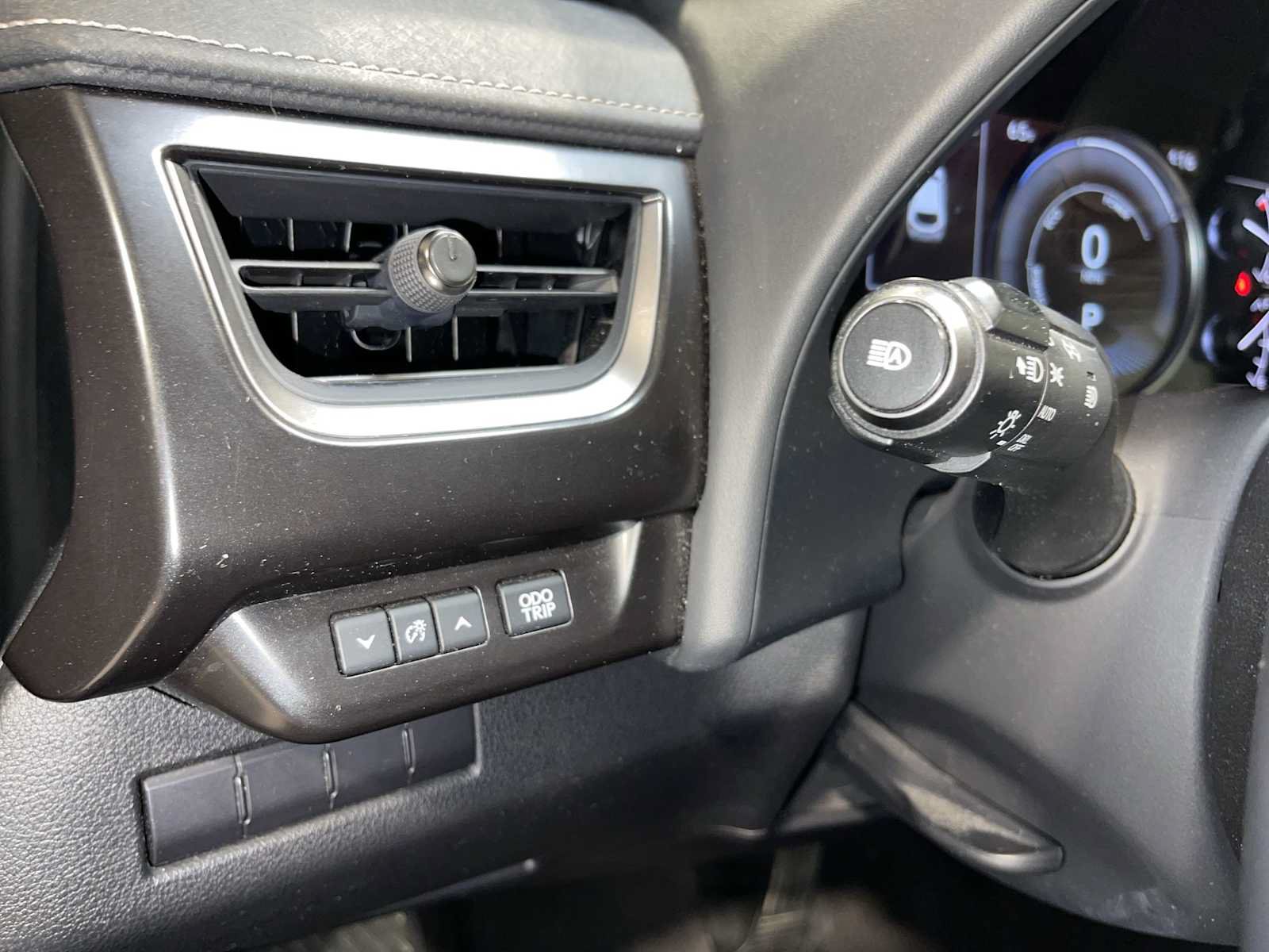 Used 2022 Lexus UX 250h w/ Premium Package AWD/4WD image 24