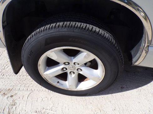 Used 2007 Dodge Ram 1500 Truck SLT image 16