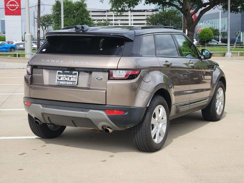 Used 2016 Land Rover Range Rover Evoque SE AWD/4WD image 7