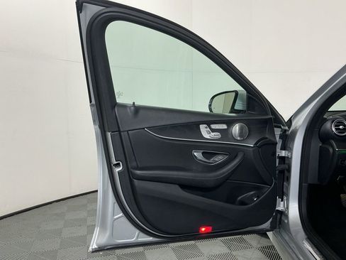 Used 2017 Mercedes-Benz E 300 image 20