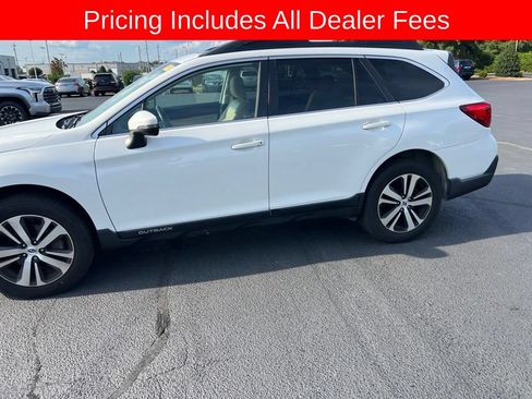 Used 2019 Subaru Outback 2.5i Limited AWD/4WD image 7
