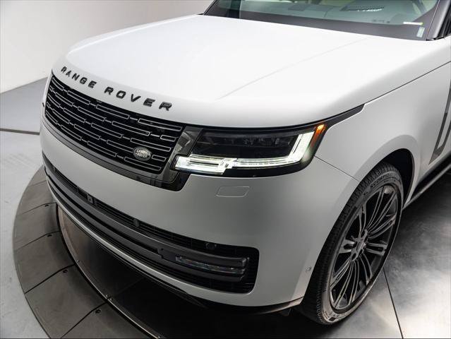 New 2026 Land Rover Range Rover SE AWD/4WD image 9