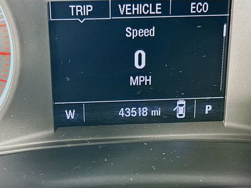 Used 2024 Chevrolet Malibu LT image 18