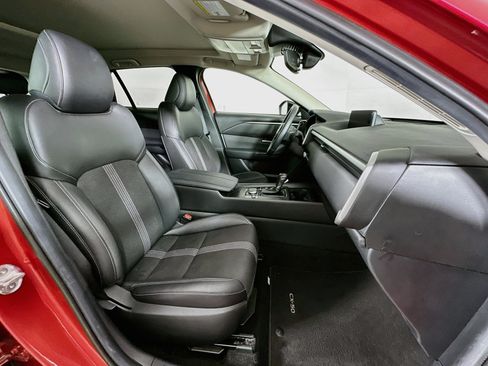 Used 2026 MAZDA CX-50 AWD 2.5 S w/ Preferred Pkg image 32