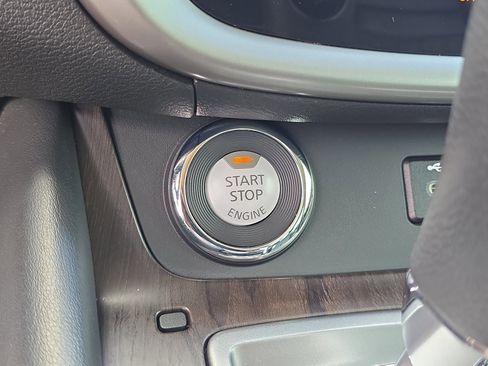 Used 2022 Nissan Murano Platinum w/ Cargo Package FWD image 27