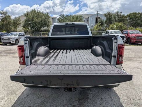 New 2026 RAM 3500 Big Horn AWD/4WD image 12