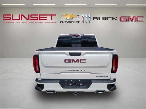 Certified 2025 GMC Sierra 1500 Denali w/ Denali Reserve Package AWD/4WD image 5