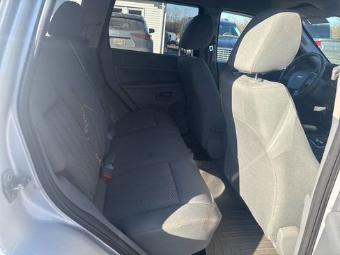 Used 2005 Jeep Grand Cherokee Laredo image 16